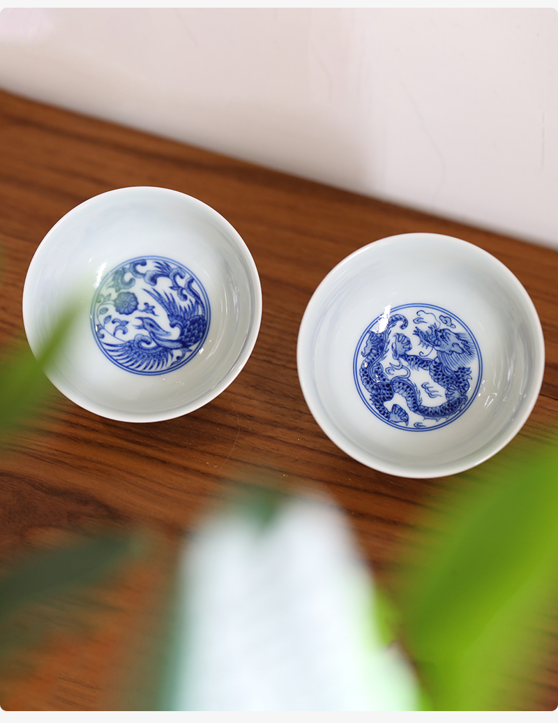 详情青花五龙杯_06