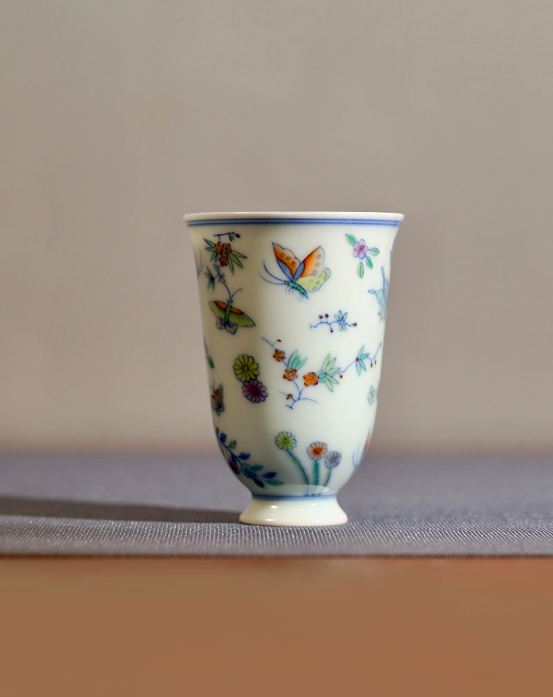 详情7104584斗彩蝶恋花闻香杯_02